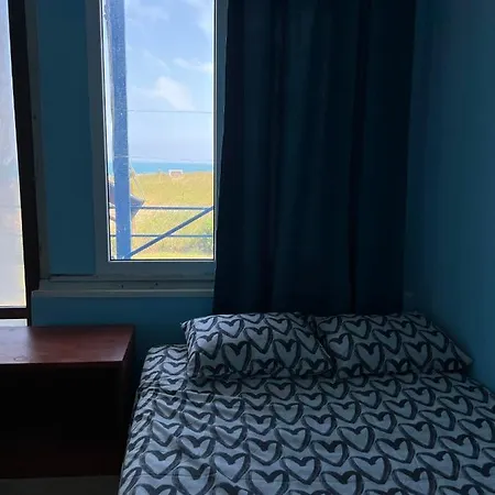 Blue House 1914 בית הארחה *